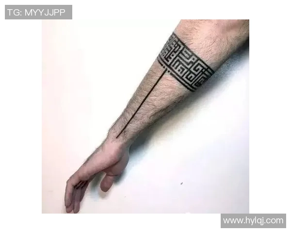 足球明星臂环纹身的魅力与意义解析以及背后的故事分享